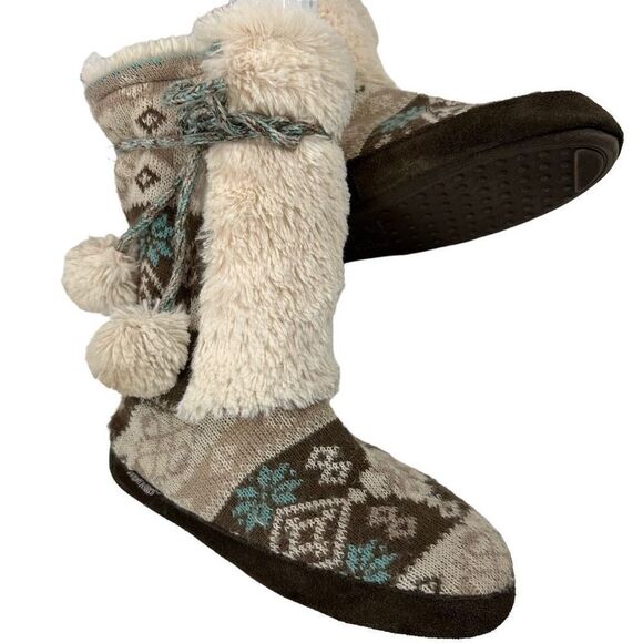 Women’s Muk Luks Faux Fur Lined Boots - Picture 1 of 9